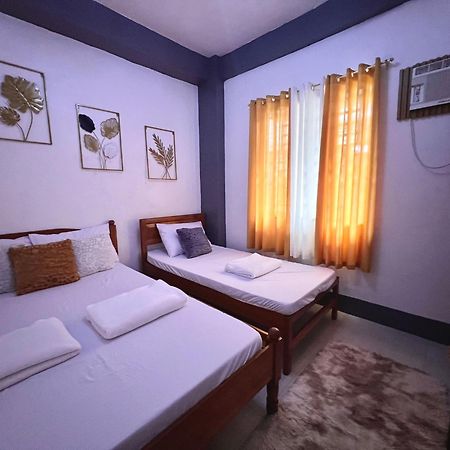 Eighty8 Tourist Inn Coron Exterior photo